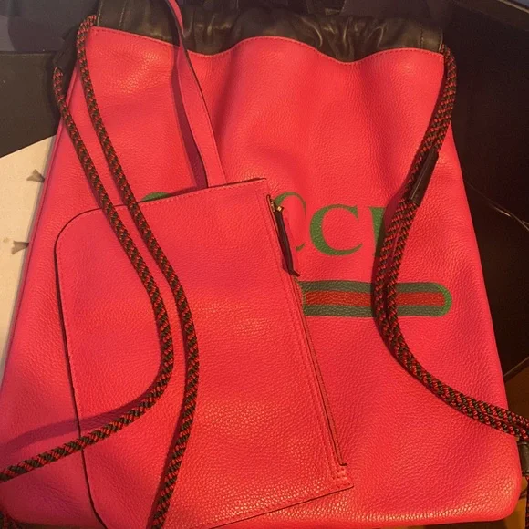 Gucci Pink Logo Wallet Drawstring backpack - Picture 2 of 3